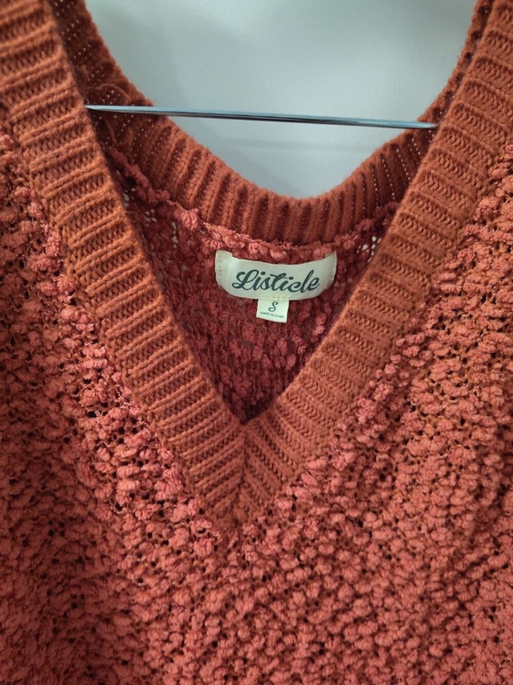 Maroon Burgandy Women’s Sweater Winter Fall Size Small